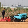 compact remote control farm crawler tractor