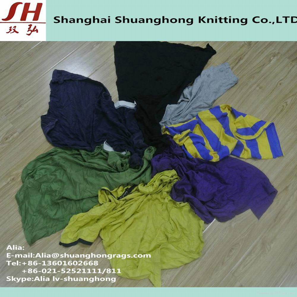 Used Clothes Dark T-shirts wholesale in bulk sorted 3