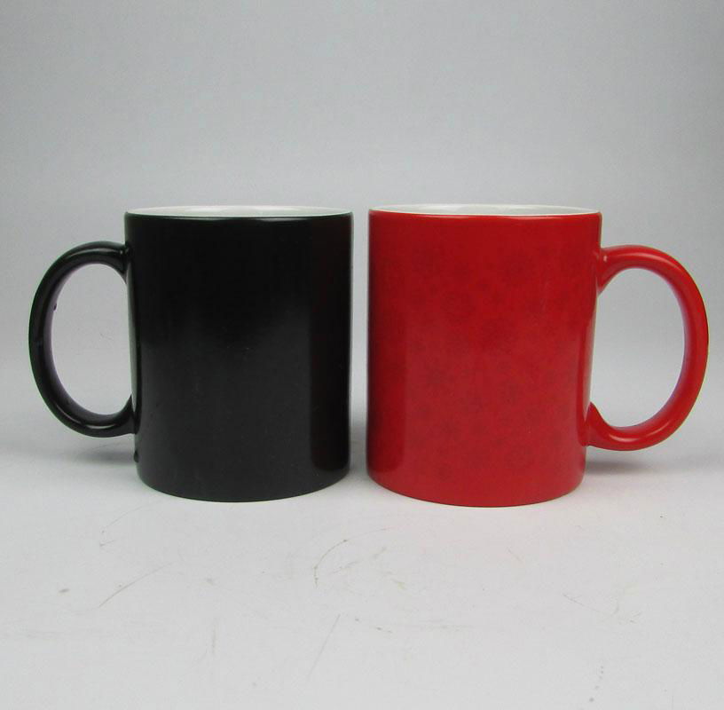 Promotional Creative Color-Changing Ceramics Mug with Custom Logo and Design 4