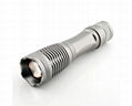 Ultra Brightness Stretchable Zoom Rechargeable LED Flashlight 3