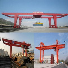 Quayside container gantry crane