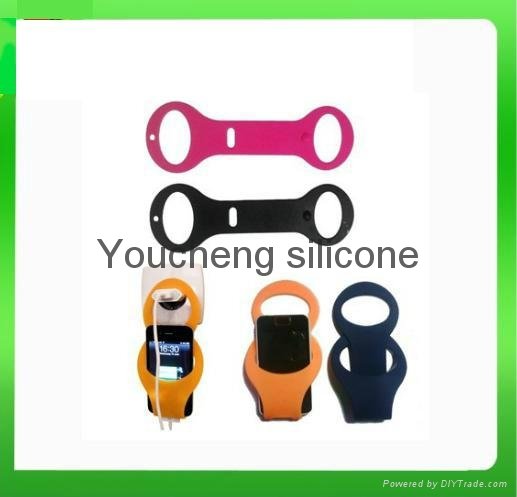  Silicone Cell Phone Charging Holder 3