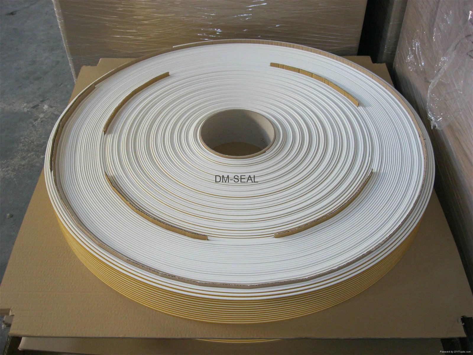 EPDM foam seal strip of D shape for door adhesive weather strip 3