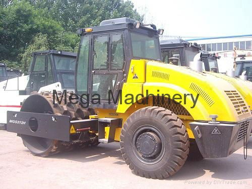 Hydraulic 8/12/14 ton single drum vibratory roller 4