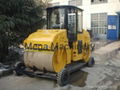 Double drum 6 ton vibratory and oscillating roller