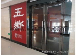 深圳玻璃防火门 4