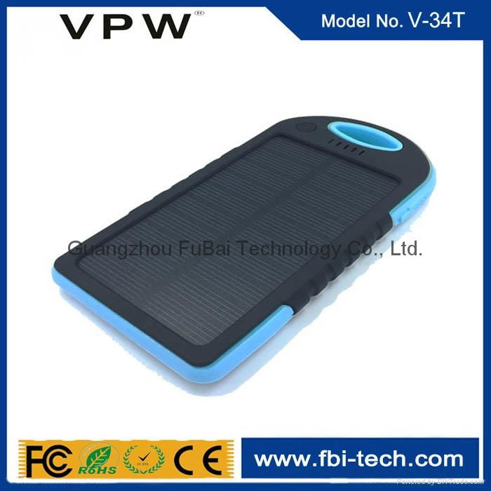 Factory price with customized logo waterproof solar power bank 3