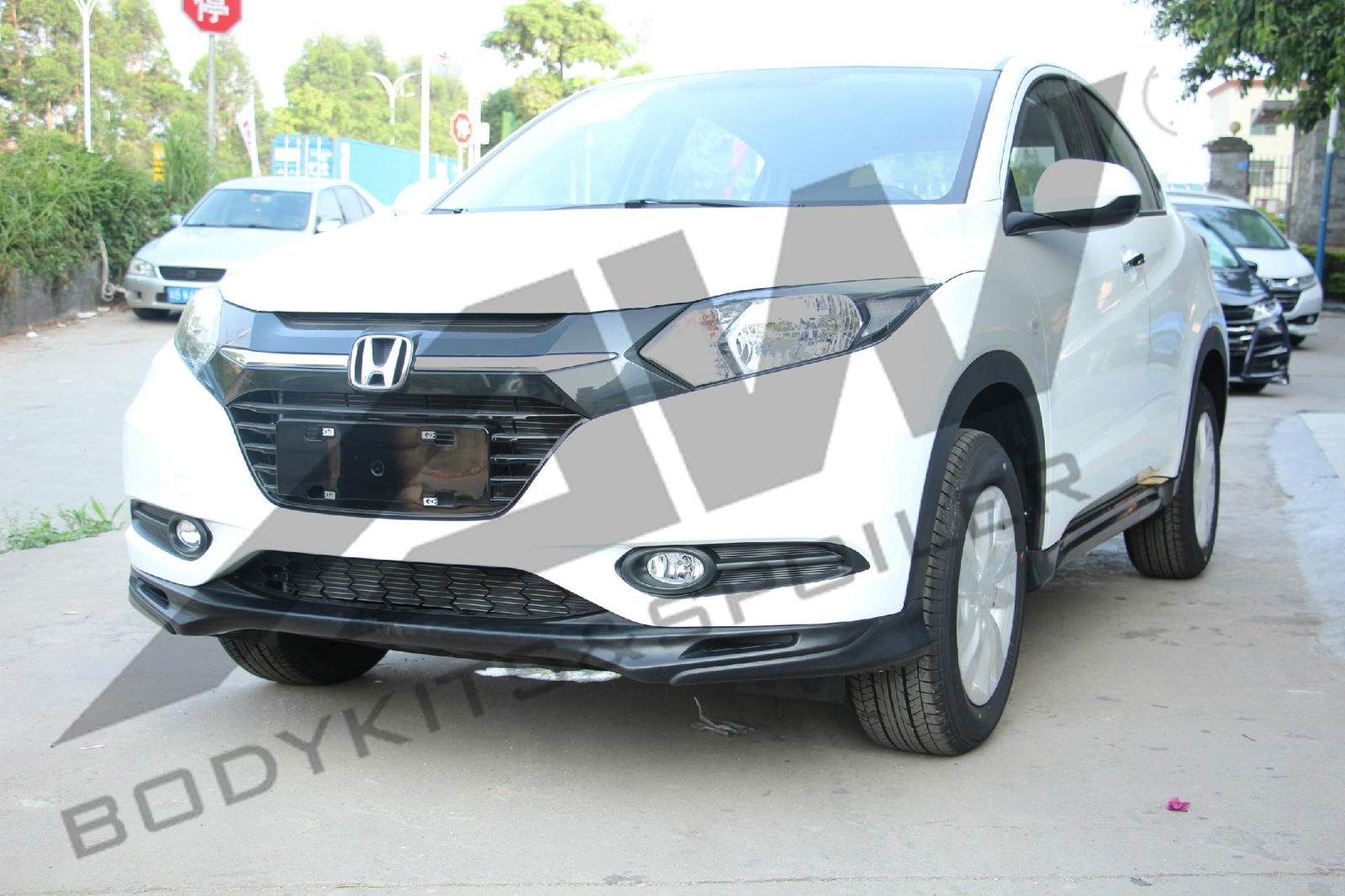 HONDA VEZEL BODYKITS