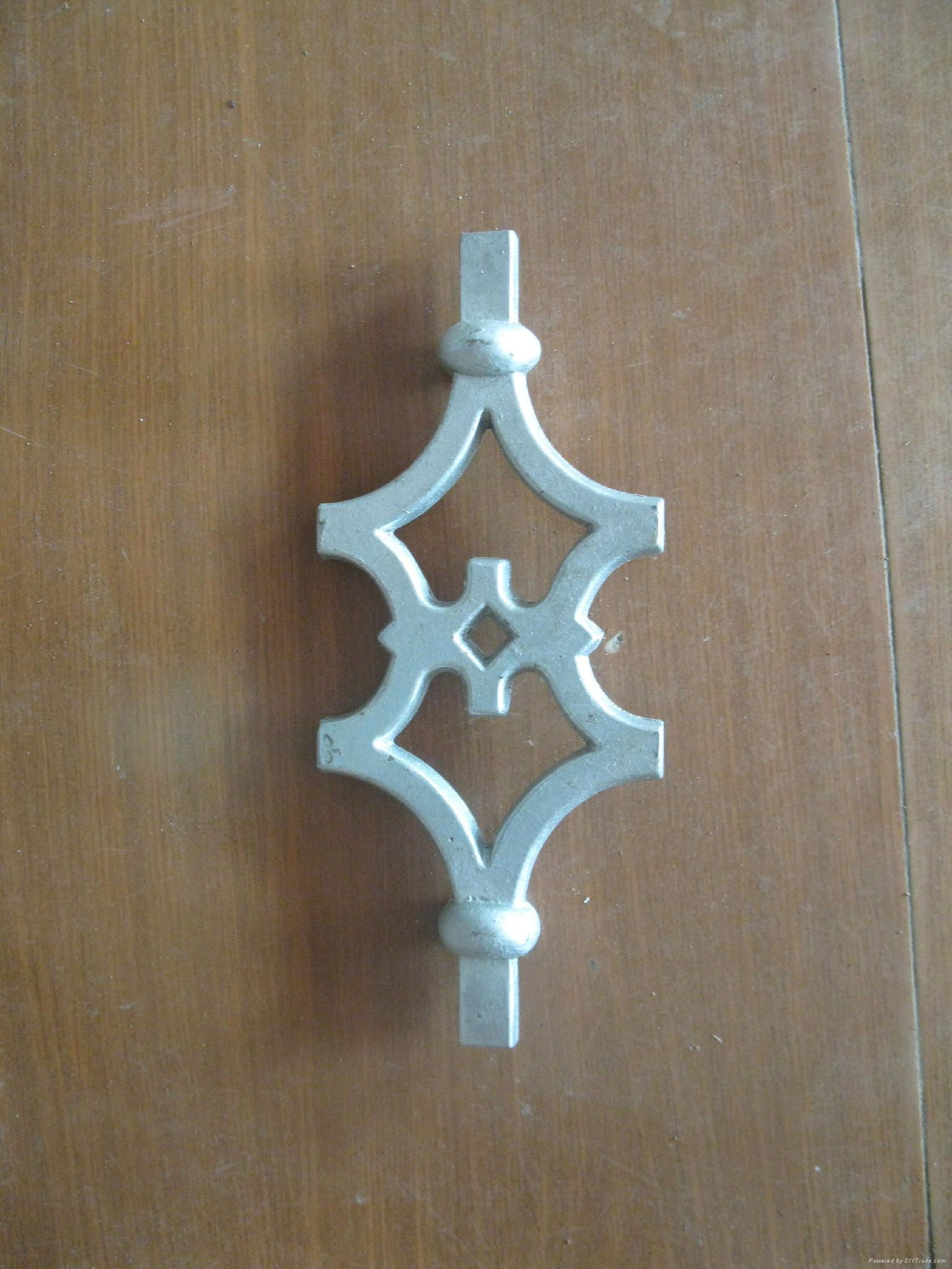 Customized aluminum die casting fence decorative parts for  install  4