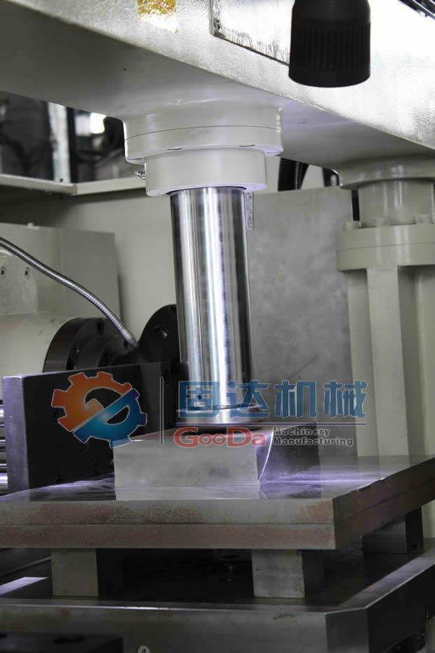 Twin headed CNC milling machine  2