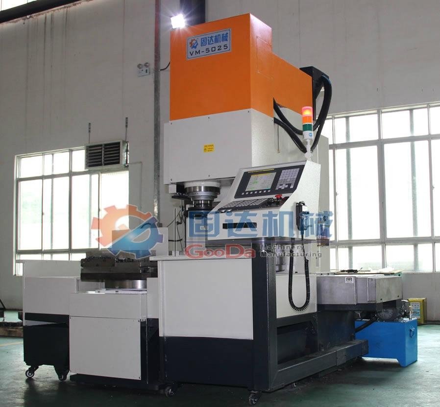 Exchange-pallet vertical CNC milling machine 2