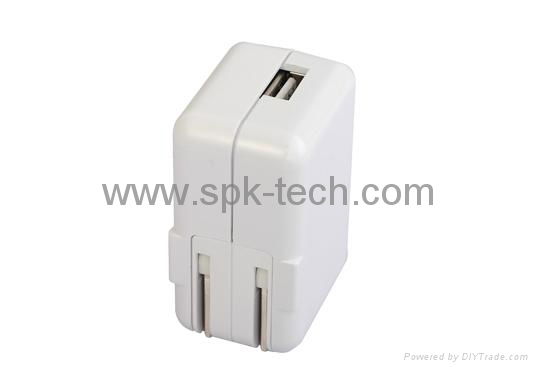 5V1A USB Power Adapter with foldable plug 3
