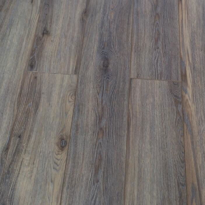 HDF AC4 8mm registered embossed laminate floor 3