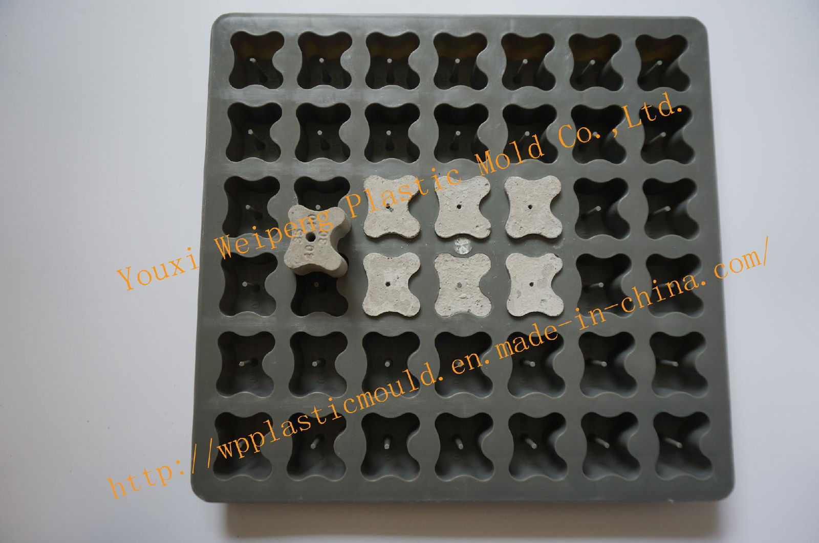 Multiple Concrete Cover Spacers Mold 3