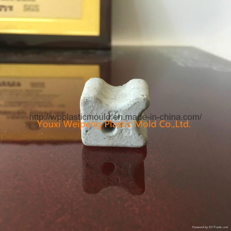 20/25 Concrete Spacer Plastic Mold for Construction 2