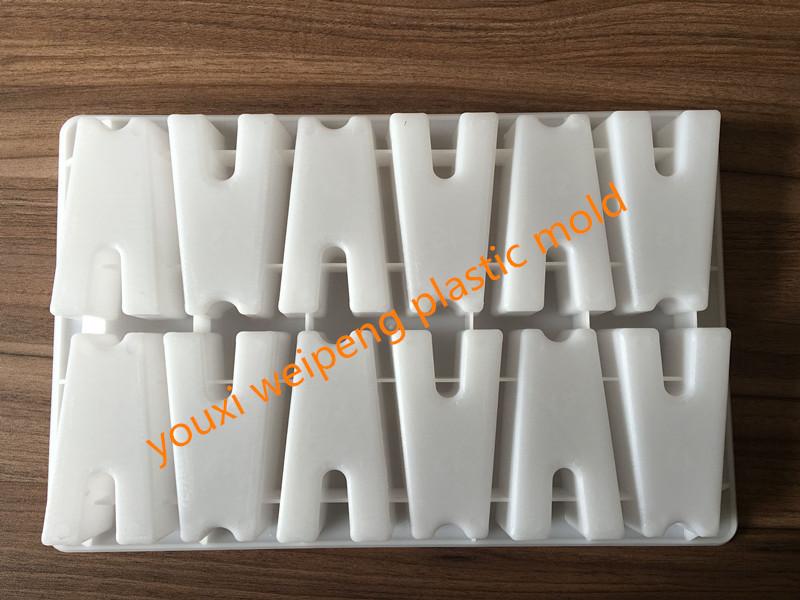 Concrete Cover Block Plastic Injection Mould 4