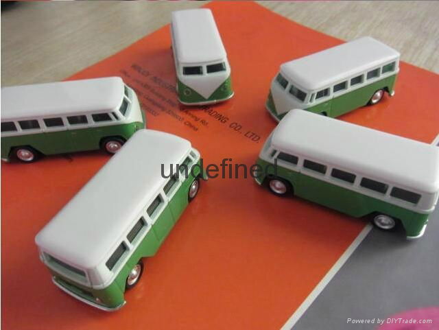 Bus USB Flash Drive 2