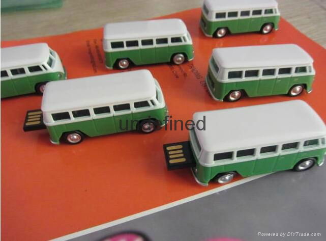 Bus USB Flash Drive 3