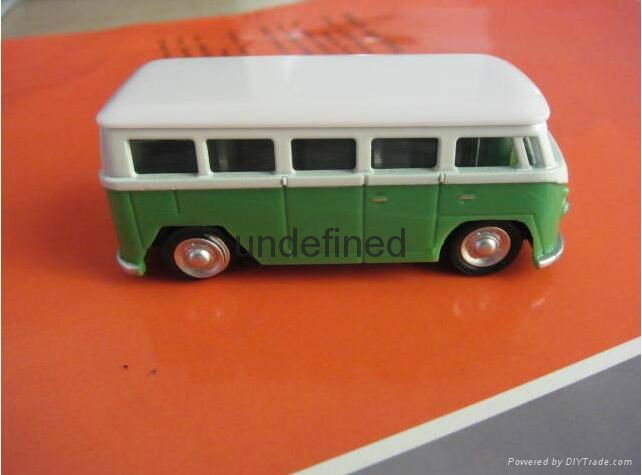 Bus USB Flash Drive 5