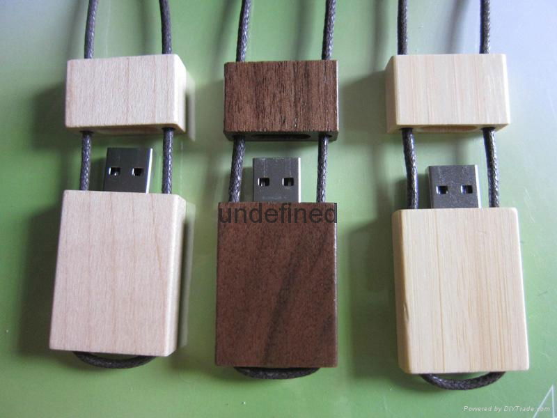 Light Wooden Lanyard USB Flash Drive 3