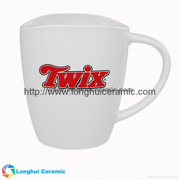 16oz Custom crescent rim design matte jumbo ceramic promotional coffee mug