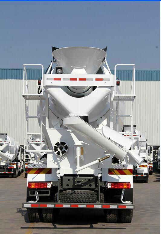 Anyang Deli Howo 6*4 Cement Mixer truck 2