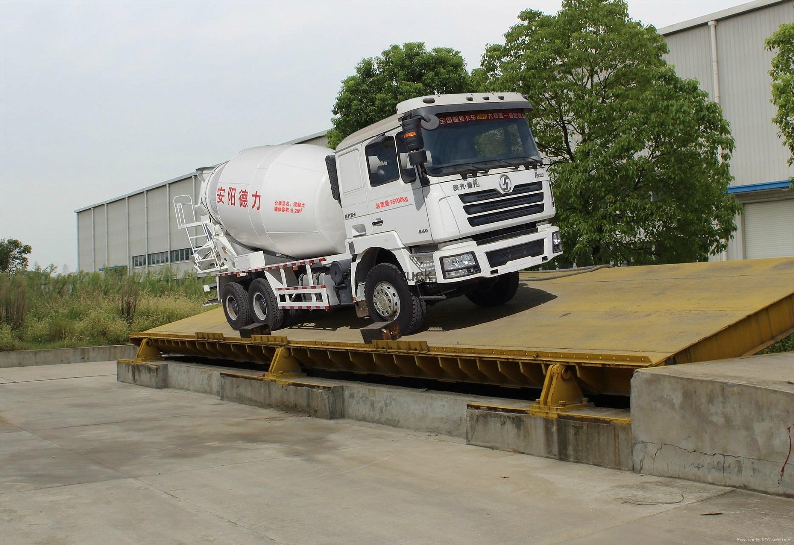 AYDL-Shacman cement mixer truck
