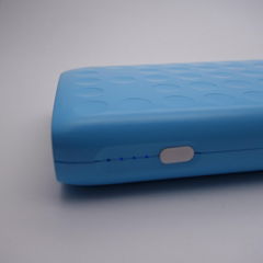 High capacity flashlight plastic shell power bank for mobile