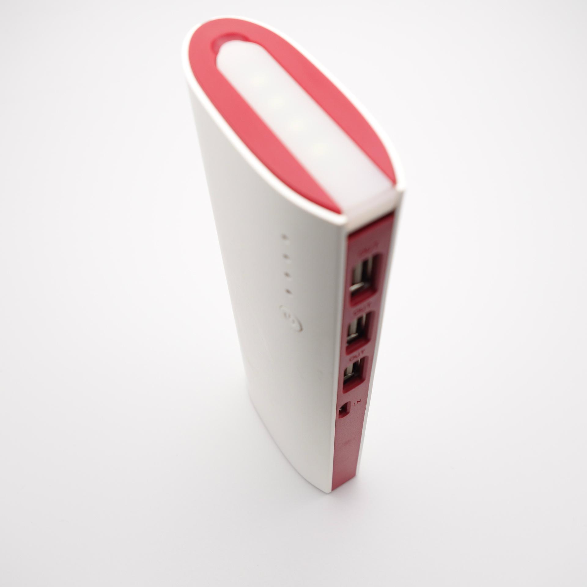 Wholesale high capacity 3 USB flashlight mobile power bank with plastic shell 2