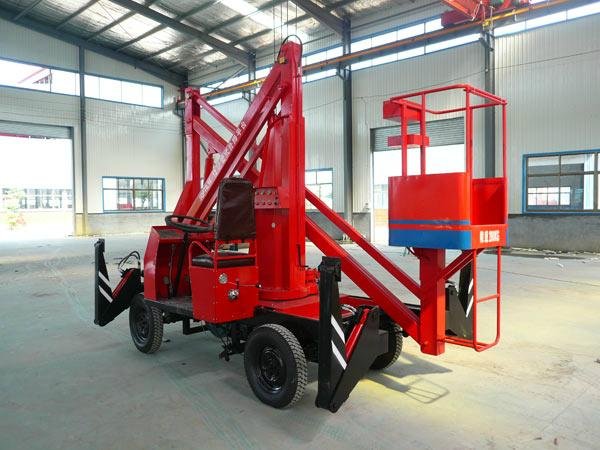 Hydraulic mobile boom lift