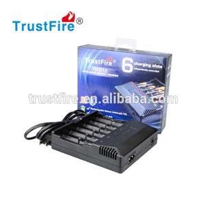 CE And FCC Digital Battery Charger