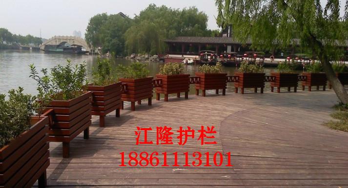 江苏常州河道沿口绿化花箱 2