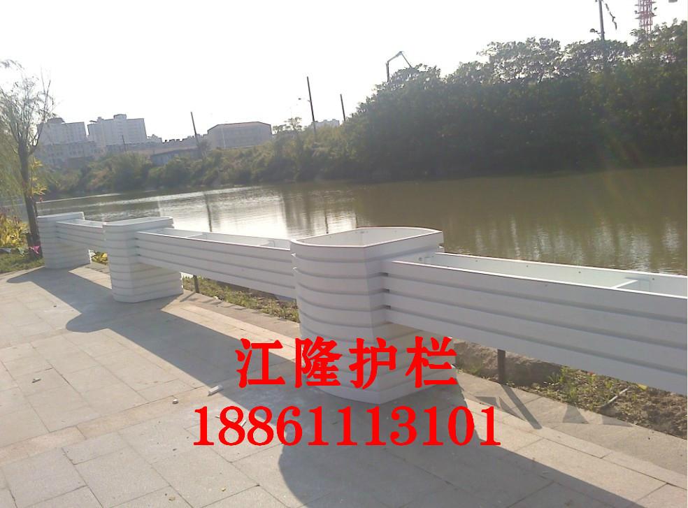 江苏常州河道沿口绿化花箱 3