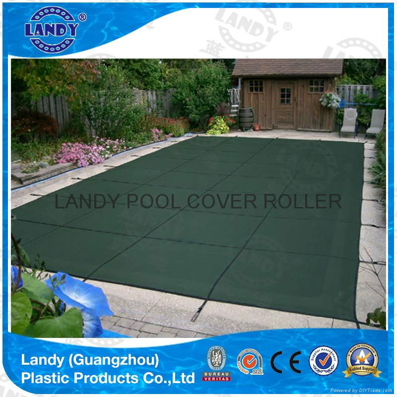 Winter swimming pool safety cover
