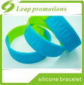 1 inch wristband silicone bracelet glow in the dark wristband 2