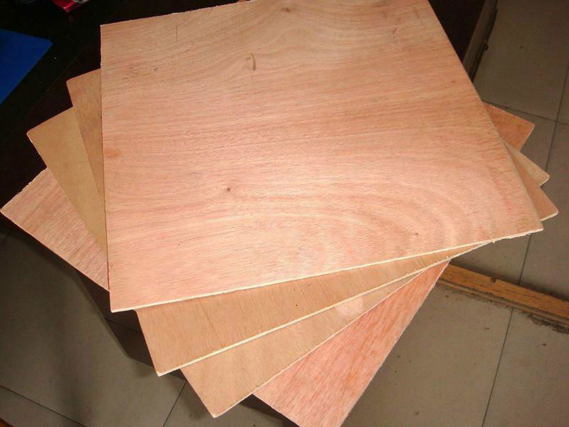 Supply 1220X2440X5mm Okoume Faced Plywood with Birch Core E1glue for Bedrooms/Ba 3