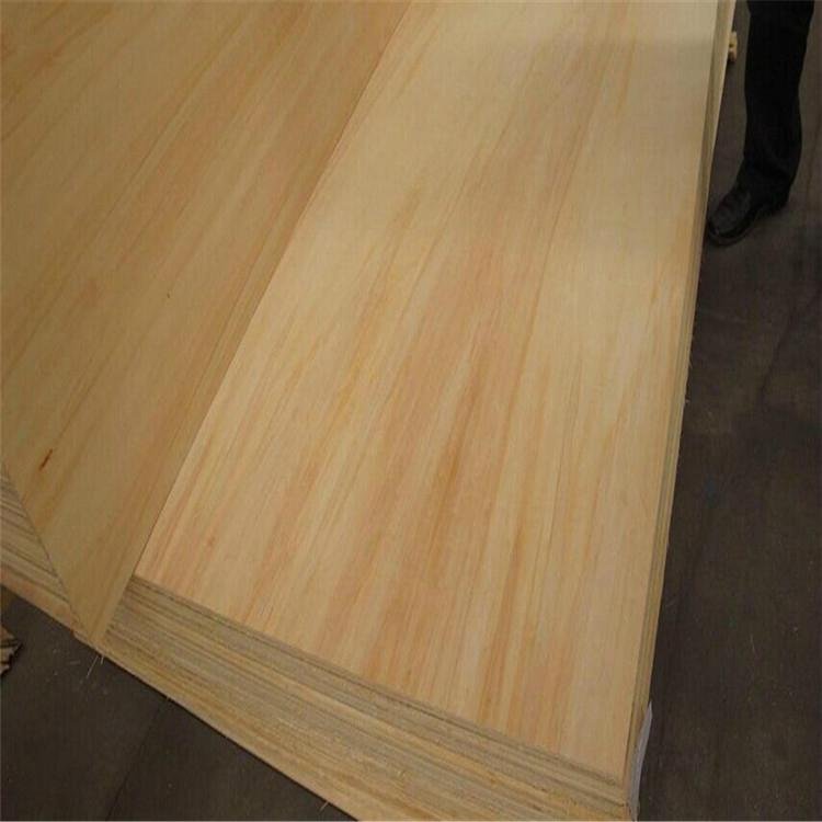 12mm 4X8 High-Grade Radiation Pine Plywood 5