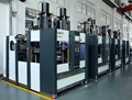 Automated high speed rubber shoe sole injection molding machine