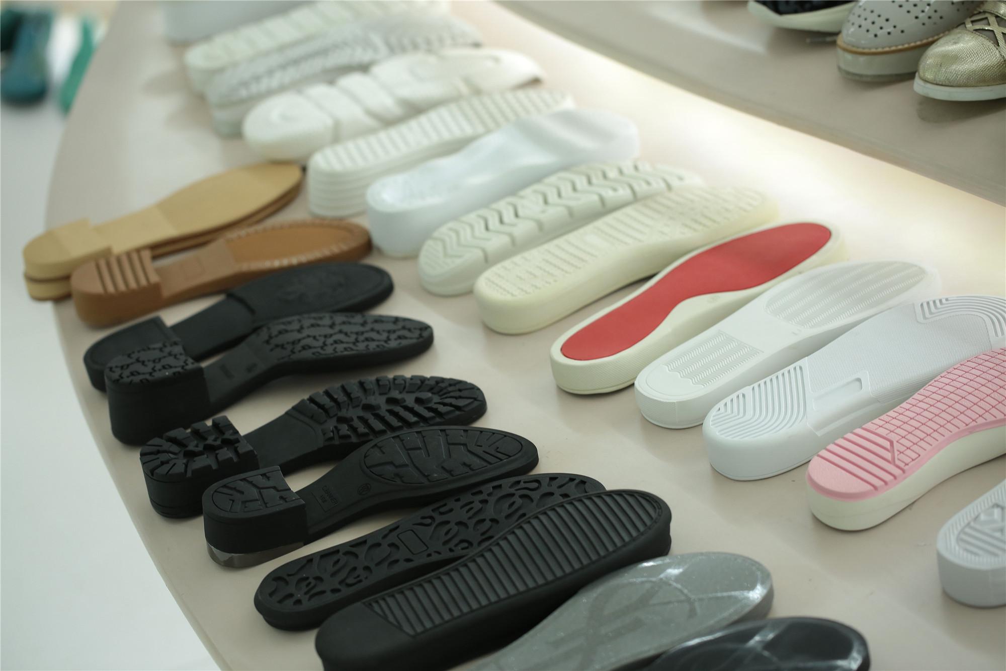 rubber outsoles customized high quality rubber shoe sole LARY (China