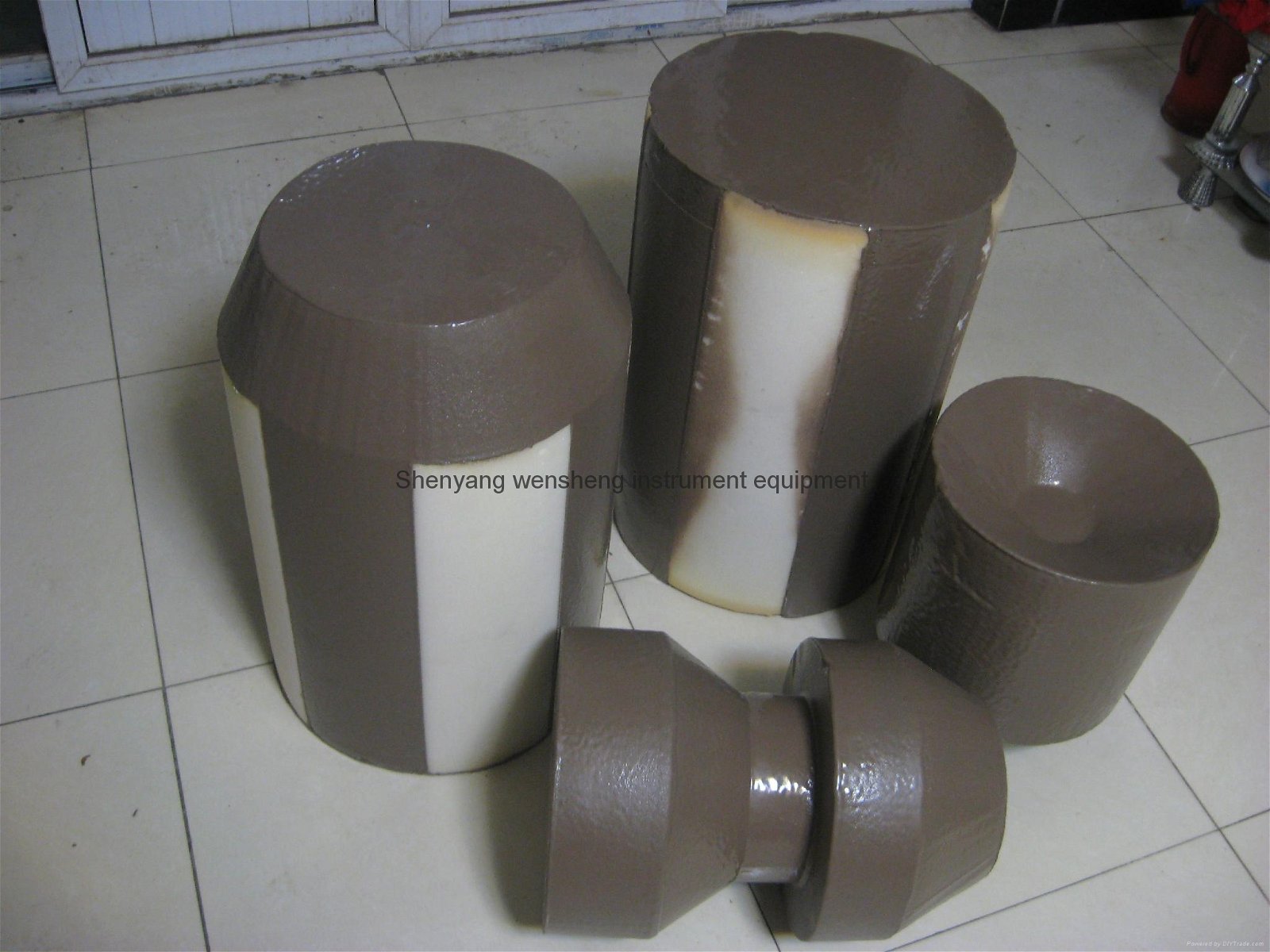 High /Meium/low density polyurethane foam pig 3