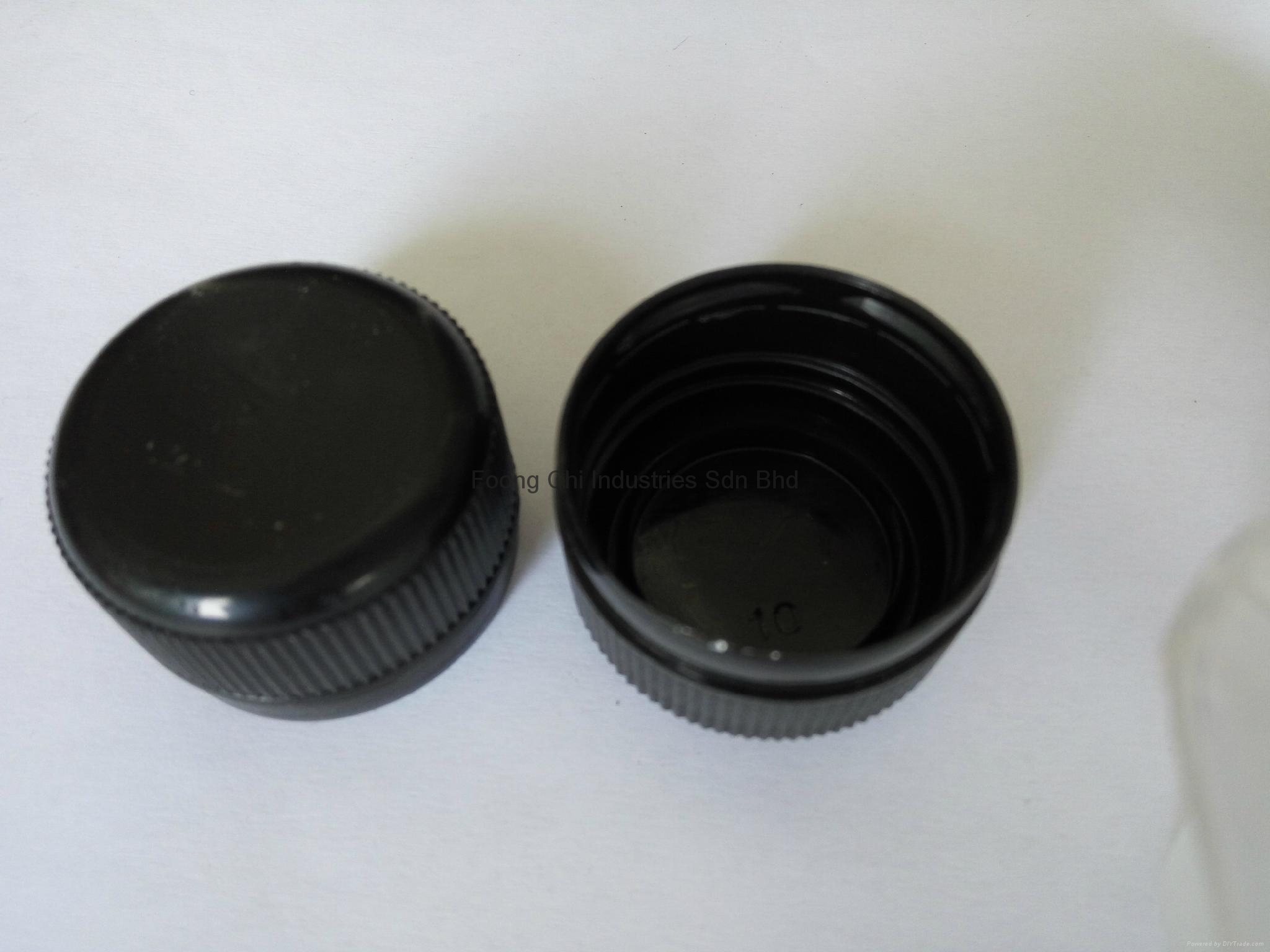 Plastic bottle cap/closure 28mm PCO 1810 and 30mm PCO 3025 (Malaysia