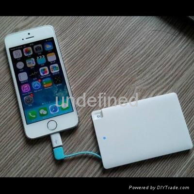 Credit Card Size 2000mAh Power Bank Build-In Cable 3