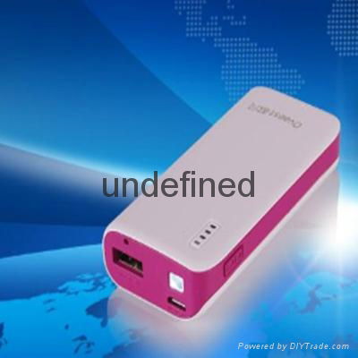 5200mAh Portable Power Bank With TorchLight 5