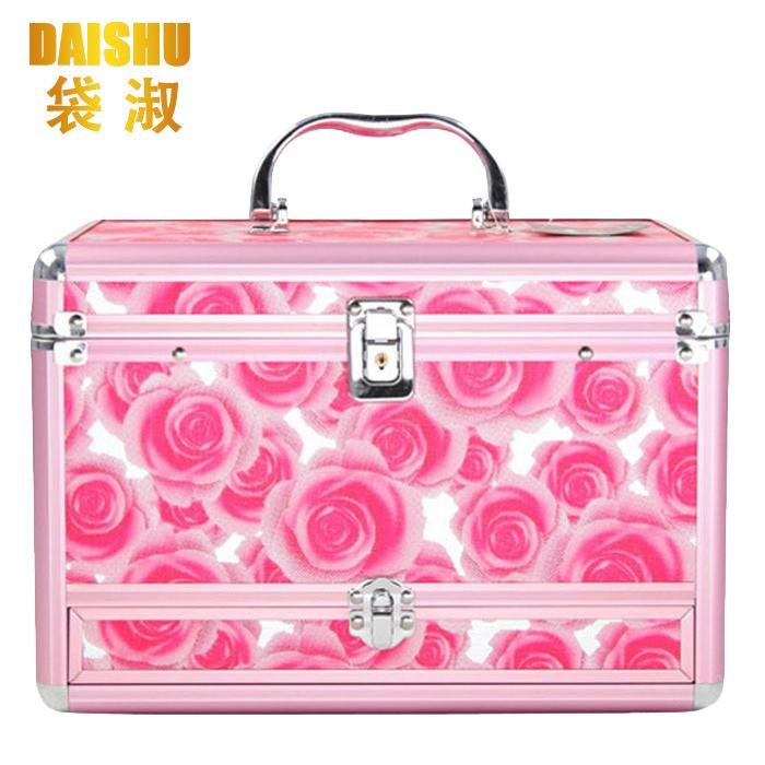 romantic beauty case with rose flower