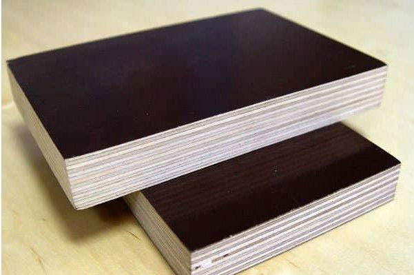 Xg Brown Film Faced Plywood Xingang Brand with High Quality