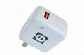 折叠式USB  QC3.0充电器 2