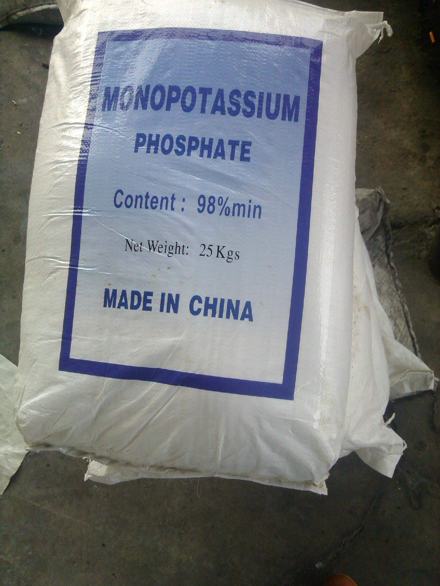 MAP ( monoammonium phosphate ) 2