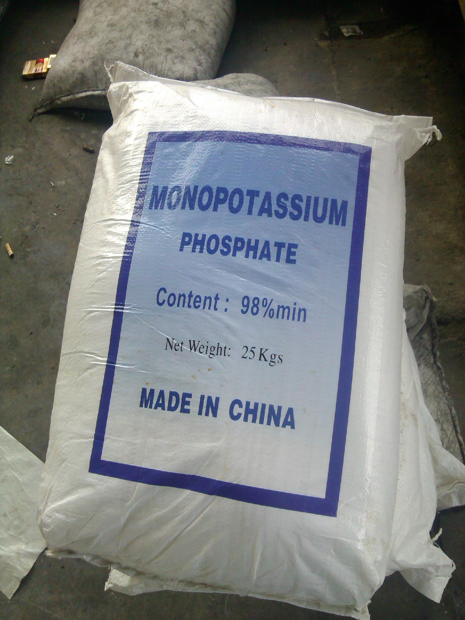 MAP ( monoammonium phosphate ) 3