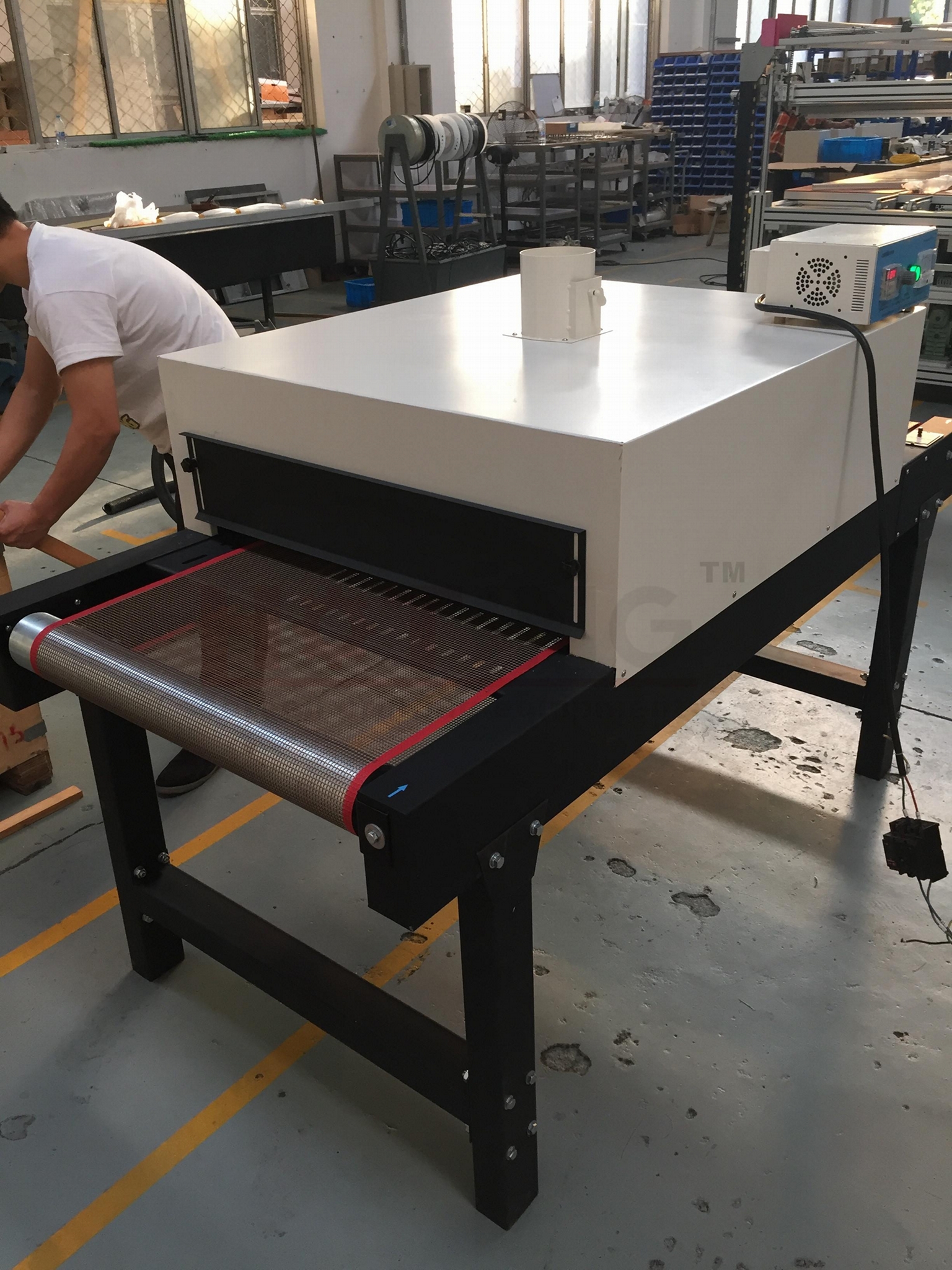 Screen printing tunnel dryer, screen printing conveyor dryer, screen