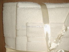 100% Cotton bath towel